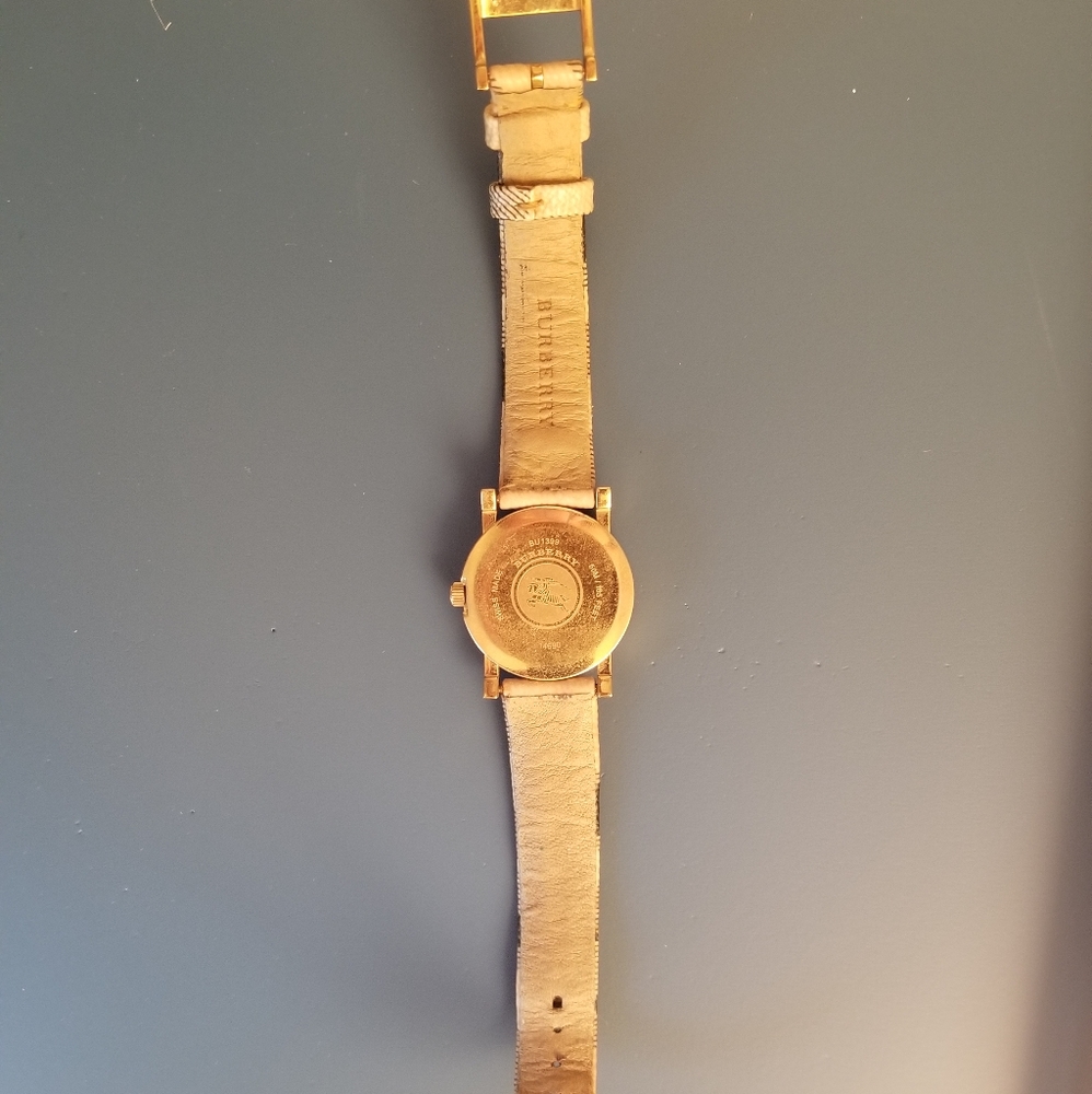 Burberry Women's Watch w/ Nova Check Strap - Picture 3 of 5